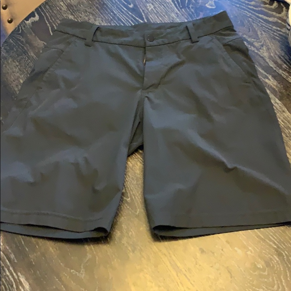 Lululemon commission shorts